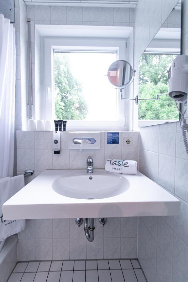 Taste Smart Hotel Μπάκνανγκ Εξωτερικό φωτογραφία