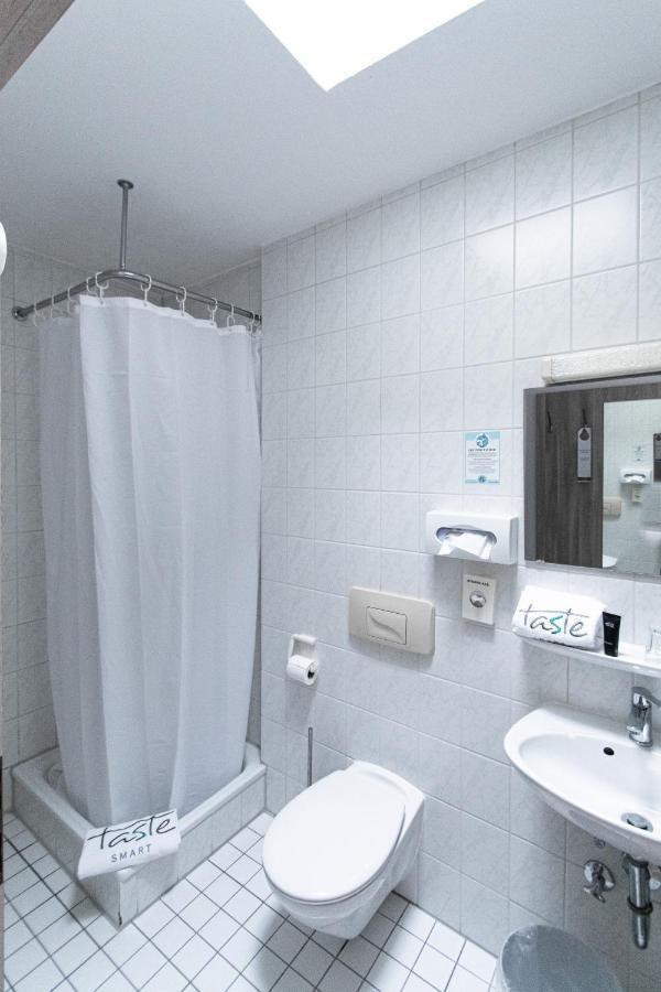 Taste Smart Hotel Μπάκνανγκ Εξωτερικό φωτογραφία